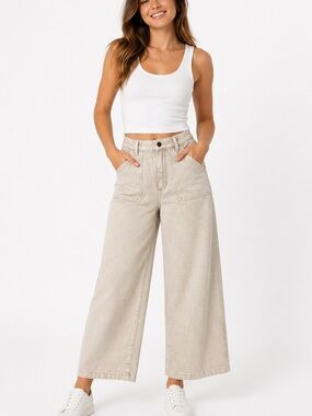 Universal Thread Beige High-Rise Wide Leg Pants. 99% Cotton